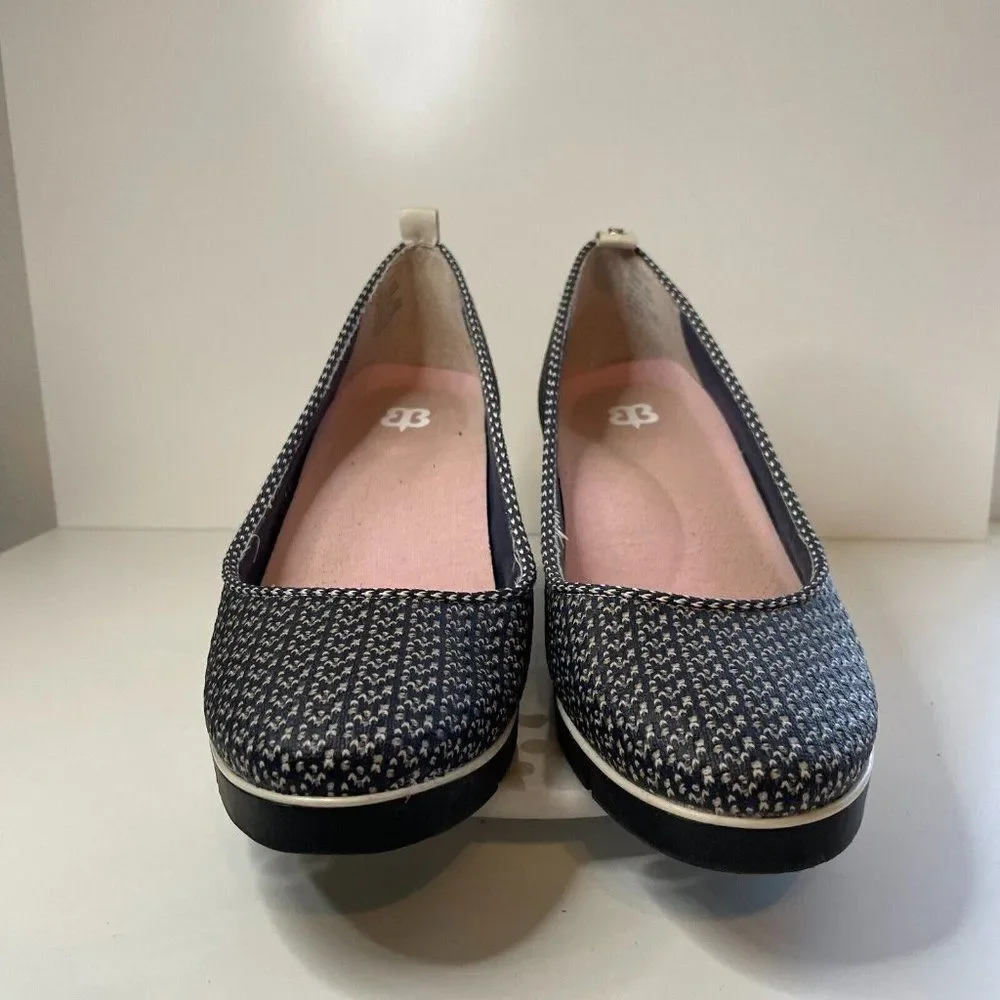 Betabrand Women's Blue All Weather Wedge Shoes Size 9M‎